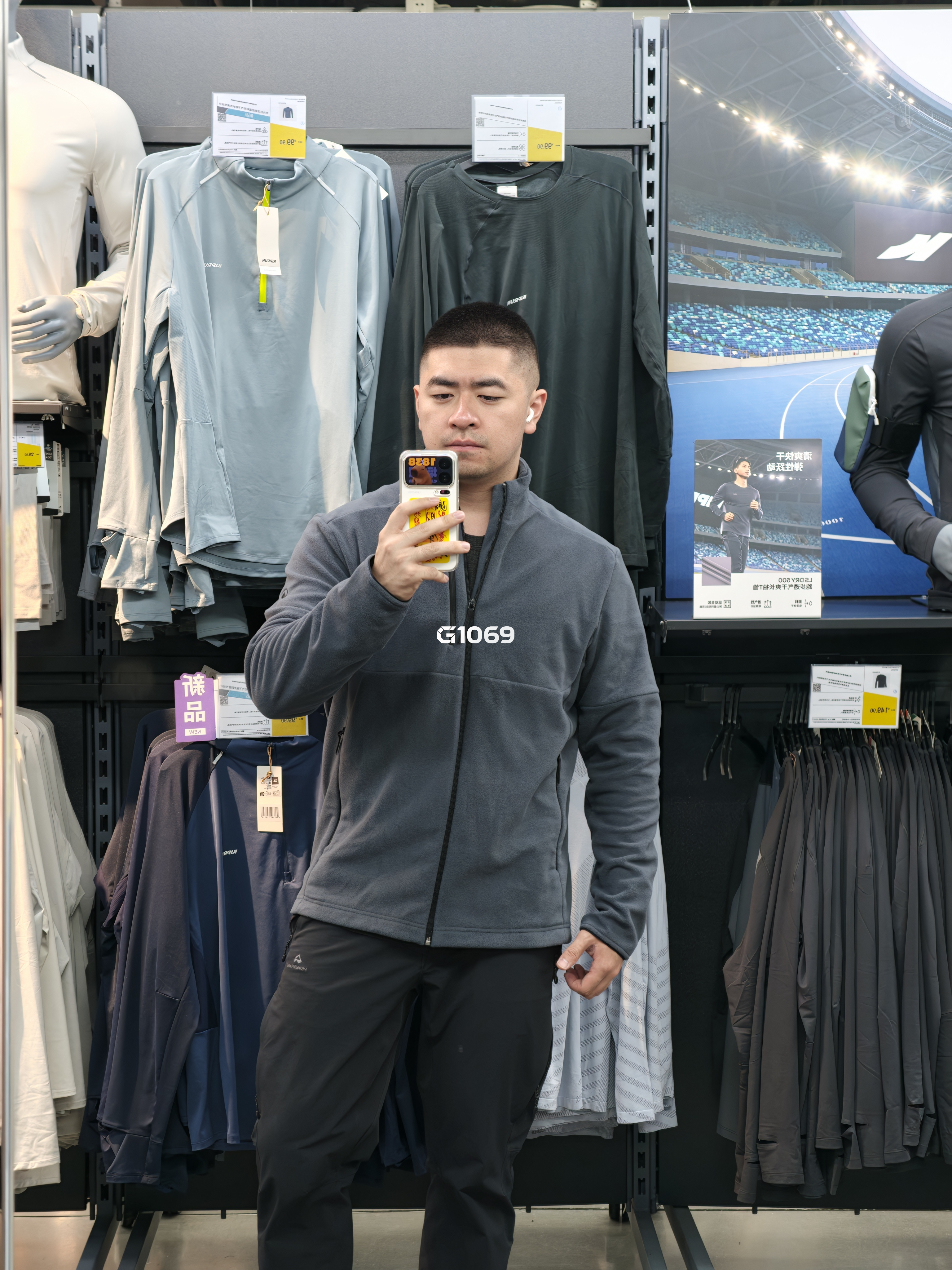 2026-10-01_21.02.59_卡梅隆朱时茂_光线好到像ai的照片_2.png