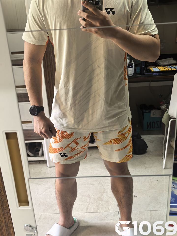2026-10-21_08.05.17_爱溜达的研究僧_OOTD_周末穿什么_3.png